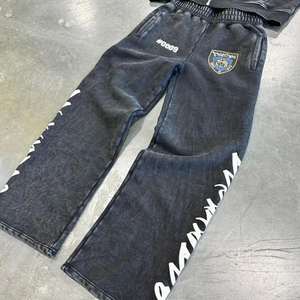 Ensemble de survêtement streetwear vintage délavé à l'acide noir avec fermeture éclair intégrale, pantalon évasé et sweat à capuche pour homme - Product Image 3