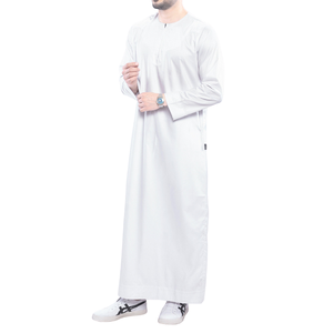 Vente en gros de thobes pour hommes, robe arabe noire à col zippé et manches longues, thobes traditionnels pour hommes, jubba musulmane, vêtements de prière islamiques modestes - Product Image 1