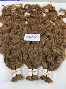 Vente en gros d'extensions de cheveux humains vierges bouclés naturels vietnamiens de 30 pouces 100g en vrac cheveux décolorés de couleur claire - Product Image 2