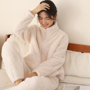 Ensemble de pyjama en polaire pour femme, manches longues, couleur unie, longueur intégrale, col montant, fermeture éclair, vêtements de nuit confortables pour l'hiver, tricot doux 100% - Product Image 1