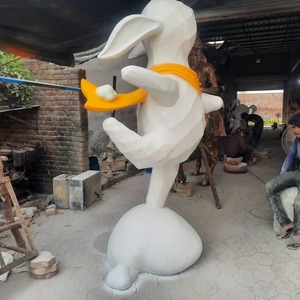Escultura de Conejo Geométrica de Fibra de Vidrio de la Mejor Calidad, Decoración de Jardín para Exteriores, Estatua Artística para Paisajismo del Hogar, Disponible para la Venta - Product Image 2