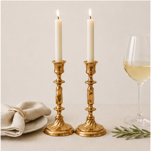 Juego de 2 Portavelas Cónicos de Latón Antiguo Hechos a Mano, Candelabros Dorados Minimalistas Vintage para Centros de Mesa de Boda - Product Image 4