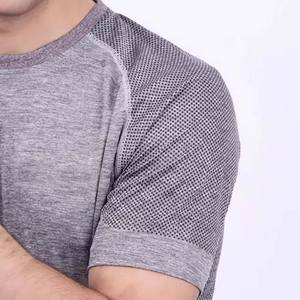 Camiseta Deportiva de Poliéster Personalizada Talla Estadounidense, de Secado Rápido, Ajustada, con Manga Corta y Cuello Redondo, con Serigrafía - Product Image 6