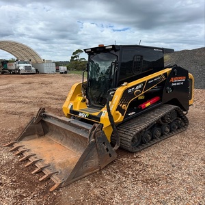 Cargadora compacta de alto rendimiento ASV RT65 1C con gran capacidad de elevación, máquina confiable para uso en agricultura, construcción y paisajismo. - Product Image 5