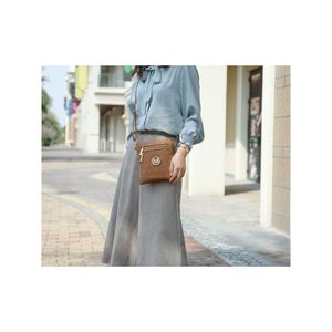 Borsa a tracolla da donna Andrea Milan M Signature, disegnata da Mia K - Product Image 3