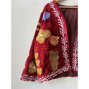 Chaqueta Corta Boho Suzani, Bordada, de Algodón Reversible, para Festivales y Vacaciones, Estilo Étnico, Regalo para Ella - Product Image 6