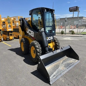 Chargeuse compacte JCB 270 robuste avec une capacité de travail polyvalente pour les travaux d'aménagement paysager, l'agriculture, les excavations et les projets de construction - Product Image 5
