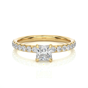 Bague de fiançailles solitaire en or jaune 14 carats avec diamants d'accompagnement, certifiée IGI, taille princesse, 1,01 carat, diamant de laboratoire - Product Image 2