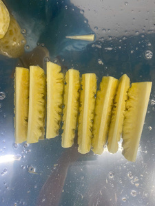 High-Quality 100% IQF Frozen Pineapple Chunk/Slice/<b>Diced</b> from Vietnam - Product Image 4