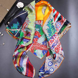 ผ้าพันผมไหมสัมผัสนุ่มหรูหราสำหรับผู้หญิง ผ้าคลุมไหล่ไหมพิมพ์ลายสวยงามสำหรับผู้หญิง ผ้าพันคอไหมทันสมัยสำหรับผู้หญิงสำหรับใช้ในชีวิตประจำวัน - Product Image 2