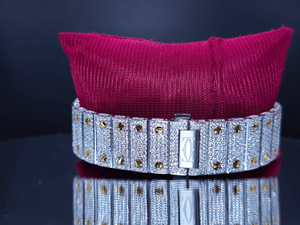 นาฬิกาข้อมือผู้ชายคุณภาพสูงหรูหราประดับโมอิสซาไนต์ ตัวเรือนทรงเหลี่ยมกระจกคริสตัล ขนาด 5 มม. ระบบกลไก ETA สภาพเยี่ยม - Product Image 4