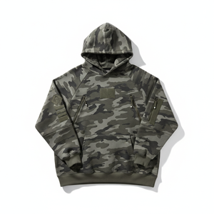 Sweat-shirts à capuche camouflage personnalisés de qualité supérieure en vert, coupe ample classique, manches raglan, tissu molletonné français, avec poche. - Product Image 1