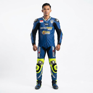 Combinaison de course Kawasaki Premium pour homme, 1 pièce, en cuir de vache véritable/cuir de kangourou, style MotoCP, combinaison de course sur circuit, niveau de protection 2 - Product Image 1