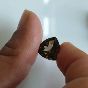 Cuarzo Ahumado Natural de 13MM con Corte Trillón, Gema Suelta de la Mejor Calidad para la Fabricación de Joyas - Product Image 3
