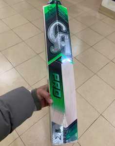 Batte de cricket CA Pro 1K en saule anglais, légère, verte et noire, équipement sportif moderne en bois pour le cricket à balle dure - Product Image 5