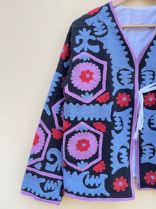 Veste kimono en velours faite à la main avec broderie de motifs oculaires |   Couette matelassée écologique respirante 100% coton séchage rapide automne/hiver - Product Image 4