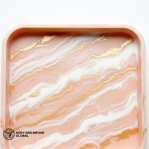 Bandeja con efecto mármol naranja terracota y borde dorado |   Elegante Bandeja Decorativa Color Terracota Naranja con Efecto Mármol - Product Image 2