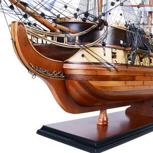 T012 - Maquette de bateau USS Constitution en bois artisanal avec coque incrustée, décoration nautique pour la maison ou le bureau, cadeau personnalisé 95Lx29Wx77H Cm - Product Image 3