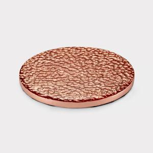 Juego de 4 posavasos de cobre martillado de calidad superior con diseño elegante, perfectos para té, café, comedor y restaurante - Product Image 1
