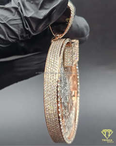 Colgante Redondo de Lujo Skyline, Completamente Engastado con Diamantes VVS Cultivados en Laboratorio, con Plata de Ley 925 para Hombre - Product Image 4