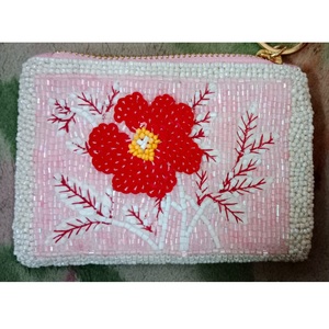 Bolso de Mano Elegante Hecho a Mano con Cuentas de Algodón, el Más Solicitado, para Damas, Disponible para la Venta en Vacaciones de Verano y Festivales - Product Image 2