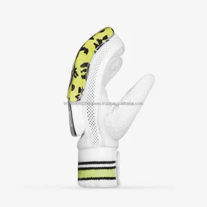 Guantes de bateo de cricket ZAP Feather Lite de comodidad superior y protección, ideales para jugadores de cricket profesionales a los mejores precios - Product Image 5