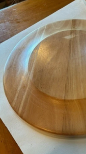 Assiettes en bois d'acacia faites à la main, naturelles, multi-usages, écologiques, de forme irrégulière, design contemporain, vaisselle en vente, meilleur prix - Product Image 4
