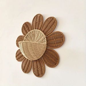 Cesta Colgante Decorativa de Mimbre Boho Creativa para Bodas, Maceta de Pared de Mimbre con Girasoles, Soporte Rústico para Flores para Escenario de Fiesta Nupcial - Product Image 2
