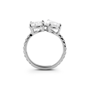 Bague Toi et Moi intemporelle en or blanc massif 14 carats avec diamant de laboratoire 4 carats certifié IGI pour femme, luxe, deux pierres en forme de poire et rondes pavées - Product Image 4
