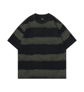 เสื้อยืดคอกลมแขนสั้นลายทางทรงโอเวอร์ไซส์ ผ้าฝ้าย 100% หนา 220 กรัม สำหรับผู้ชายและผู้หญิง สวมใส่สบายๆ - Product Image 3