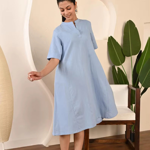 Robe midi en coton pour femmes, coupe évasée, bleu uni, manches courtes, décontractée, ample, robe d'été - Product Image 1