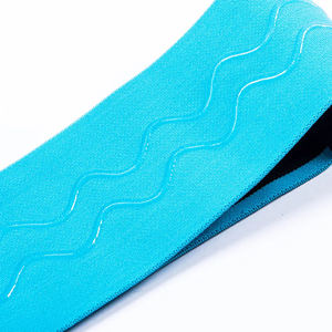 Bandes de Résistance en Tissu Rouge en Gros, Logo Personnalisé, Étiquette Vierge, Bande Élastique Antidérapante pour Hanches, pour Entraînement en Salle de Sport et Fitness - Product Image 5