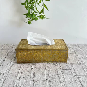 Premium Quality Metal Tissue Box Holder With Smooth <b>Edges</b> For Safe Use In Home Office And Restaurant Tables - Product Image 1