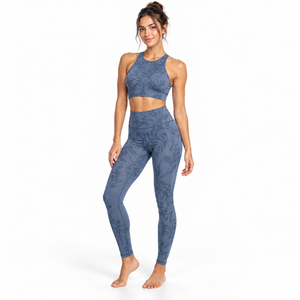 Conjunto de Yoga para Mujer con Cintura Elástica y Segura, Ajuste Cómodo y Reforzado, Hecho con Material Transpirable de Alto Rendimiento - Product Image 1