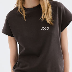 Vêtements décontractés pour femmes, t-shirts pour les acheteurs en gros, design uni avec un design élégant, service OEM pour les commandes en gros, tendance - Product Image 1