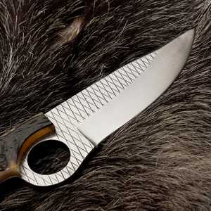 Damascus Steel Skinner Knife With Wood Handle 0.6mm Thickness Hunting Blade Single Edge Outdoor <b>Tool</b> - Product Image 6
