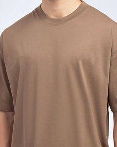 T-shirt pour homme de qualité supérieure, 100% coton, formel, respirant, coupe ample, épaules tombantes, couleur unie, tricoté numériquement sur mesure - Product Image 4