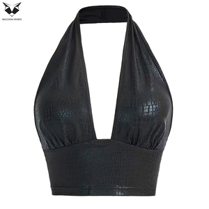 Ensemble deux pièces en cuir PU pour femme, col halter, crop top, mini-jupe fendue, sexy, haute qualité, séchage rapide, tenue de soirée, clubwear, 20236 - Product Image 2