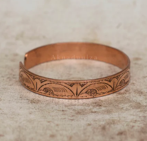 Brazalete de Cobre Puro de Lujo con Grabado Antiguo, Joyería Metálica de Moda con Diseño Exquisito - Product Image 6