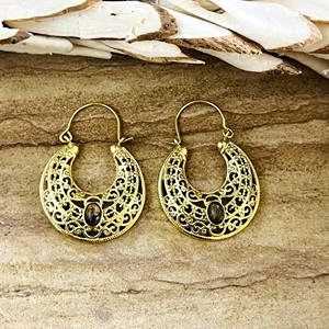 Pendientes Boho de Diseño Único, Joyería Tribal de Latón para Mujer, Chapados en Oro de 18k, Filigrana Vintage, Aro Texturizado, Ojo de Tigre, Venta al por Mayor/OEM - Product Image 1