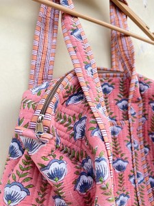 Wholesale Lightweight Solid Color Quilted Open Closure Tote Bag Large Capacity Cotton Shoulder Handbag for Women All Seasons - Product Image 3