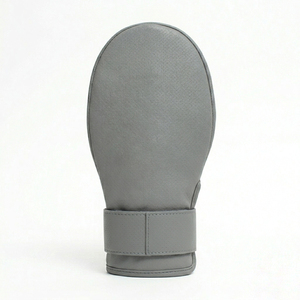 Baseball Sliding Mitt with Enhanced Grip, Breathable Design, and Strong <b>Protective</b> <b>Shield</b> for Maximum Safety - Product Image 4