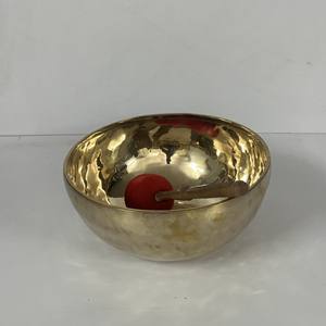 Cuenco tibetano de bronce hecho a mano de alta calidad, original, personalizado, martillado a mano, con temática budista, para meditación. - Product Image 4