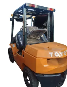 TOYOTA 3 TONS FORKLIFT USED CONDITION TOYOTA 7FD30 LIFTER WITH TRIPLE MASTS AUTOMATIC TRANSMISSION