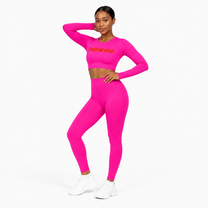 Ensemble de yoga deux pièces personnalisé avec logo pour femme – Tenue de sport et de fitness 2026 - Product Image 2