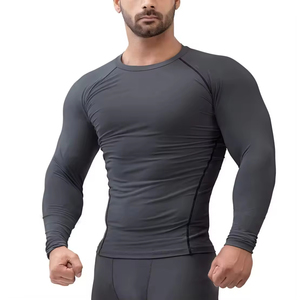Rashguard pour homme à séchage rapide, respirant, écologique, imprimé sur mesure pour la natation, le Jiu Jitsu, le MMA, le BJJ et la pêche - Vente en gros - Product Image 1