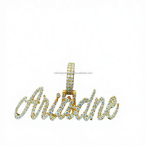 Collar con Colgante de Plata de Ley 925 con Moissanita Certificada IGI, Modelo P175 de Matrix Jewel, Unisex, con Cierre de Corazón y Nombre Personalizado - Product Image 1