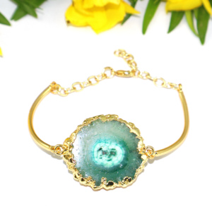 Pulsera de Cristal Curativo con Cadena Ajustable Chapada en Oro de 18K, Estilo Bohemio Vintage, con Cuarzo Solar Natural y Latón - Product Image 3