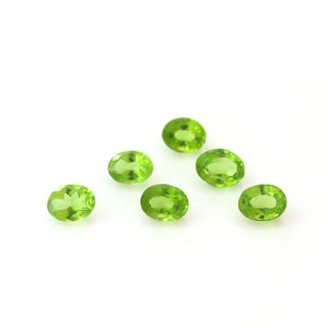 Peridoto Verde Natural 6x8MM Corte Ovalado Piedra Preciosa Suelta Calibrada Peridoto Facetado para Fabricación de Joyas Venta al por Mayor Suministro a Granel - Product Image 4