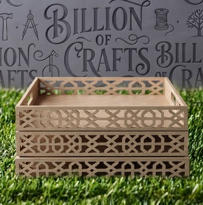 Bandeja de Madera para Servir al por Mayor con Asas, Diseño Lateral Cortado con Láser, Bandeja Decorativa para Mesa, Bandeja de Almacenamiento Personalizada Hecha a Mano - Product Image 3